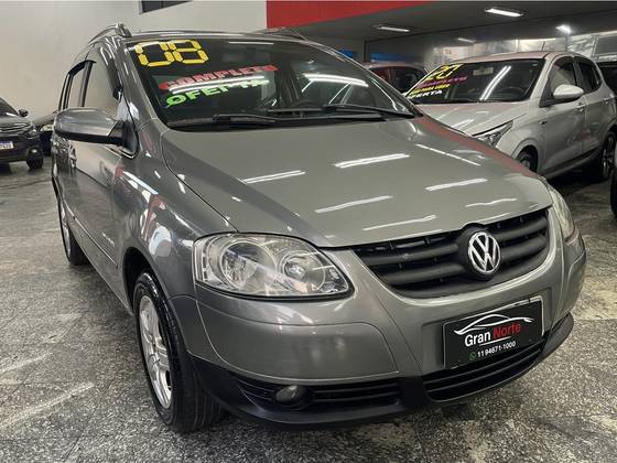 VOLKSWAGEN SPACEFOX 1.6 MI COMFORTLINE 8V FLEX 4P MANUAL VOLKSWAGEN SPACEFOX 1.6 MI COMFORTLINE 8V FLEX 4P MANUAL